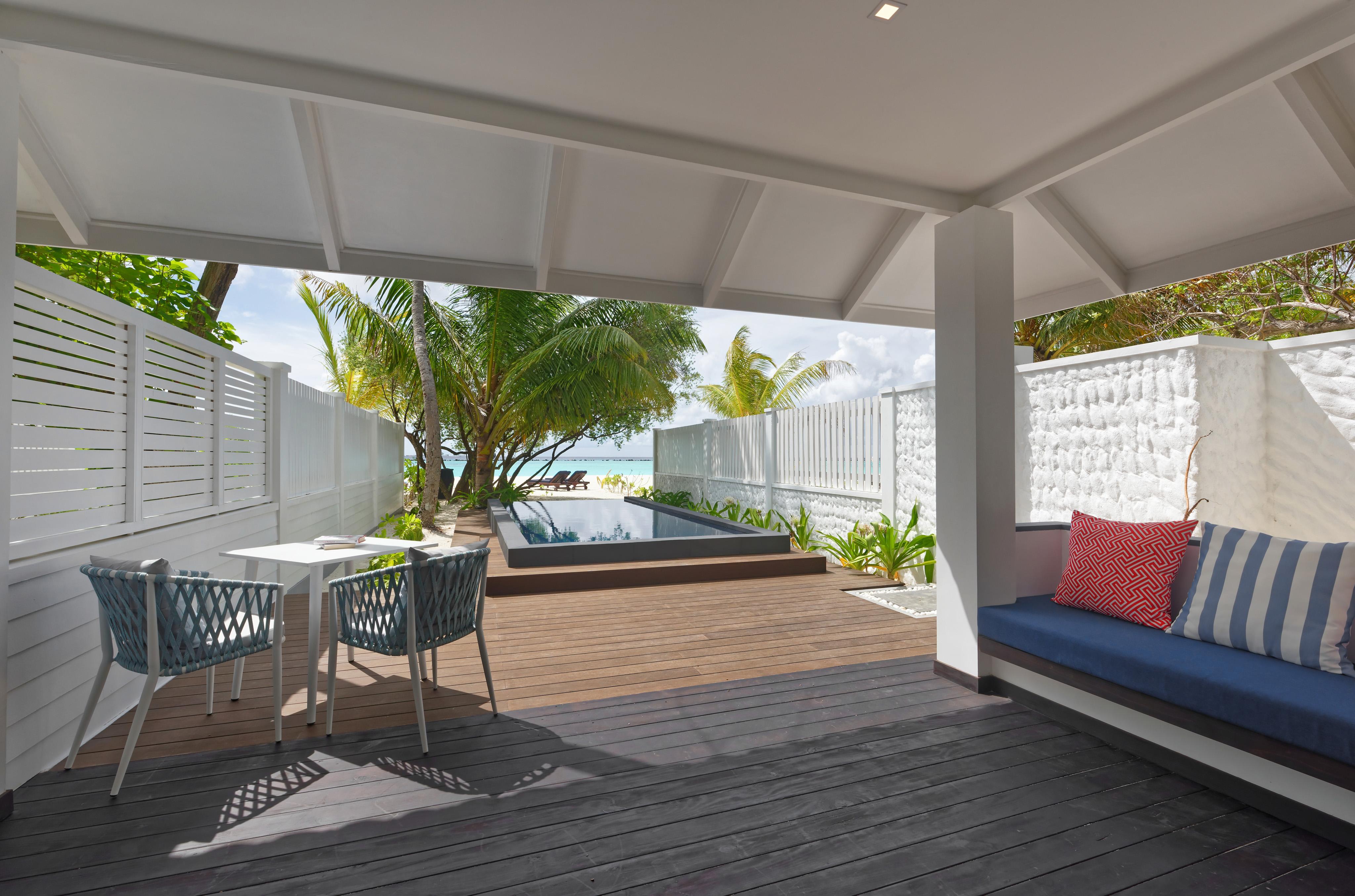 Villa Nautica Paradise Island Resort Himmafushi Esterno foto Beach villa with private pool