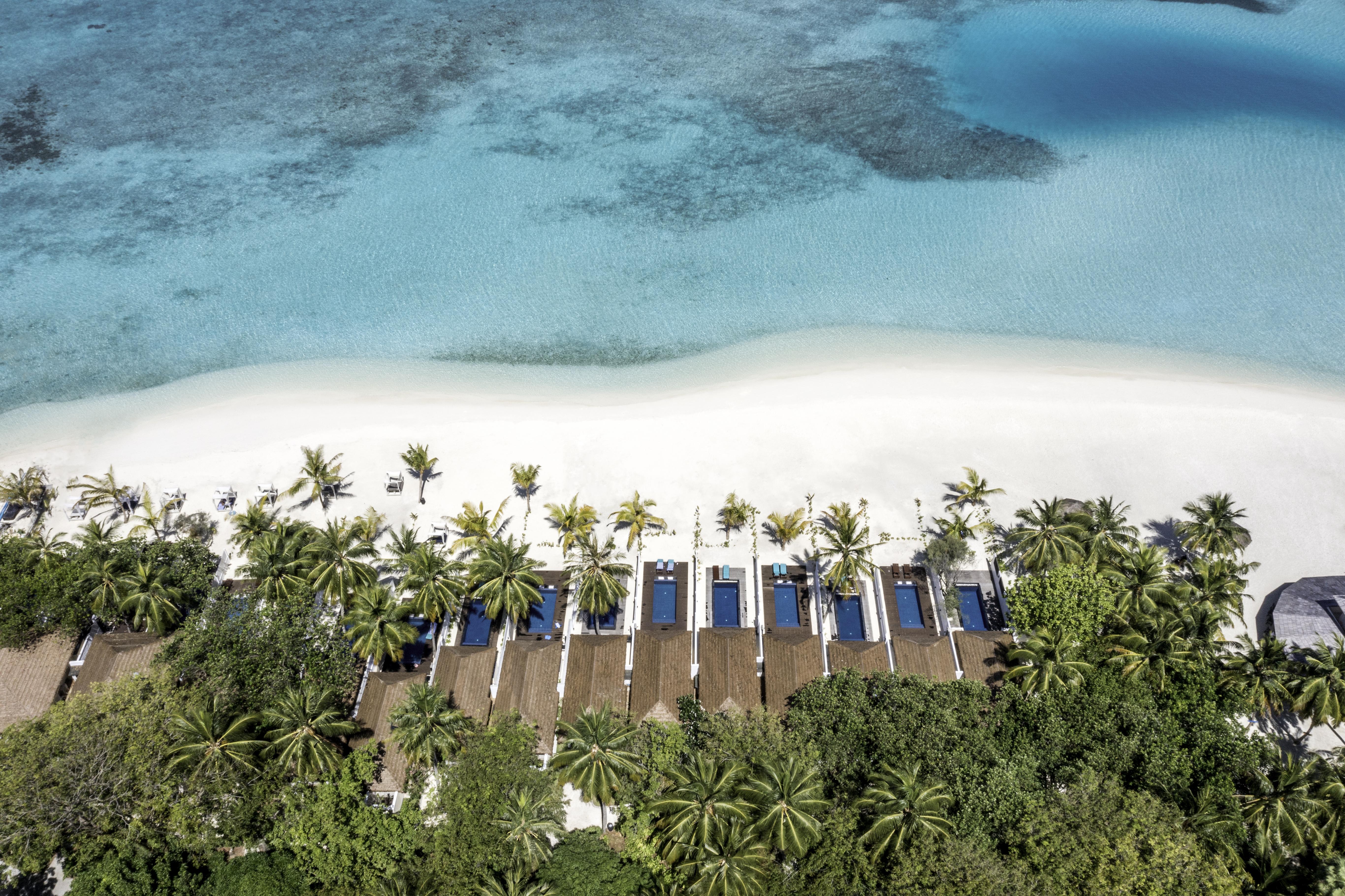 Villa Nautica Paradise Island Resort Himmafushi Esterno foto The beach at the resort