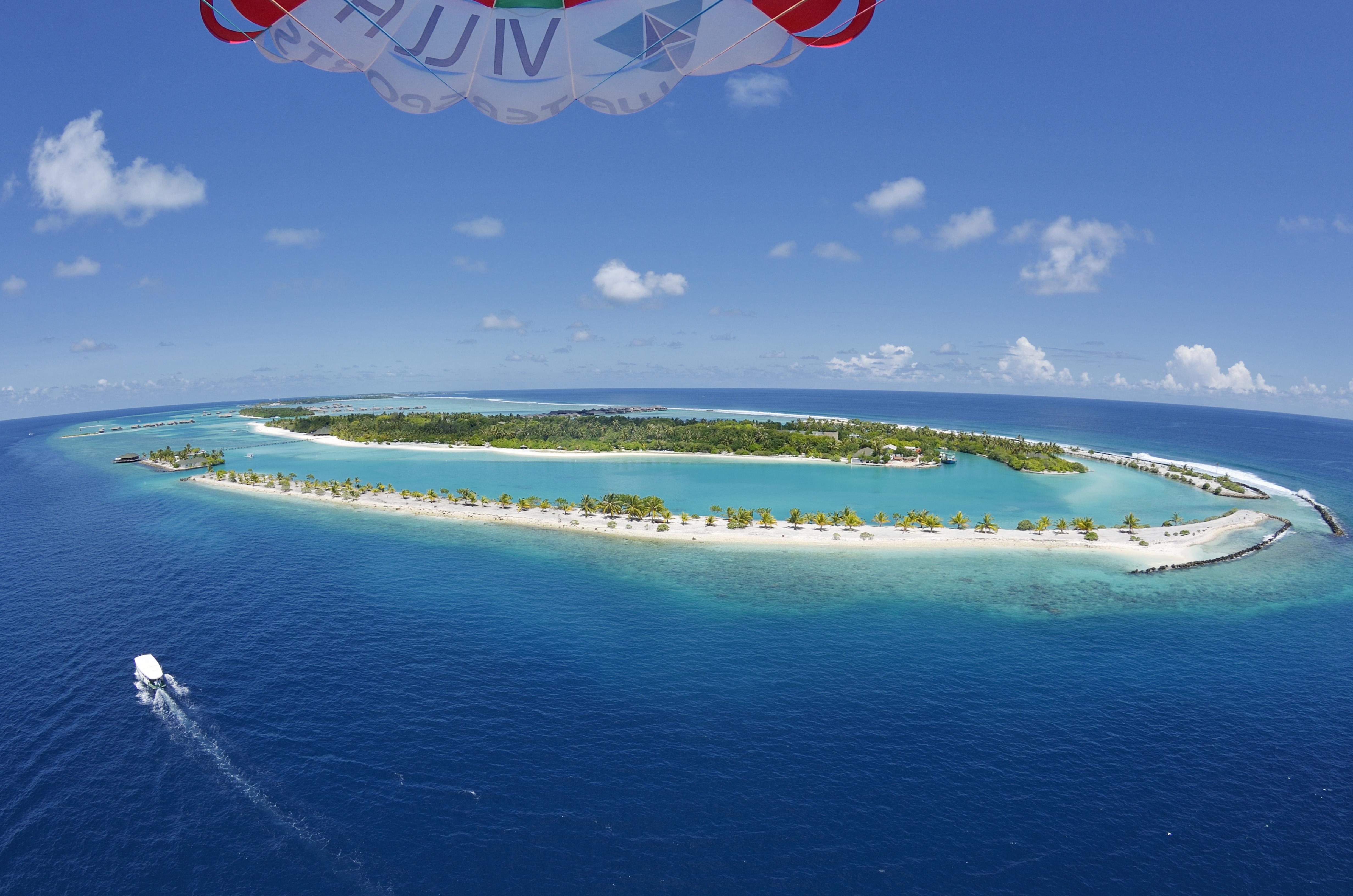 Villa Nautica Paradise Island Resort Himmafushi Esterno foto Aerial view of the island