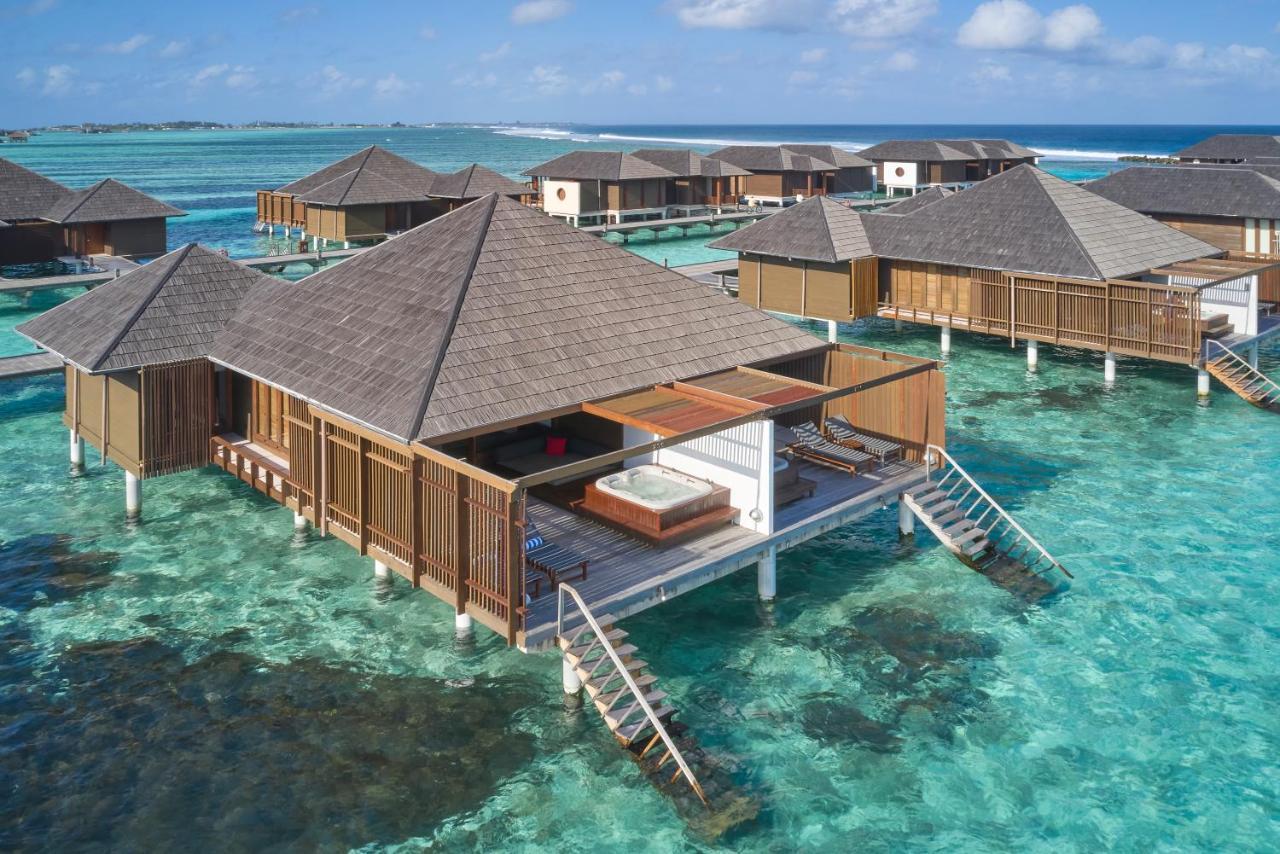 Villa Nautica Paradise Island Resort Himmafushi Esterno foto Water villas at the resort
